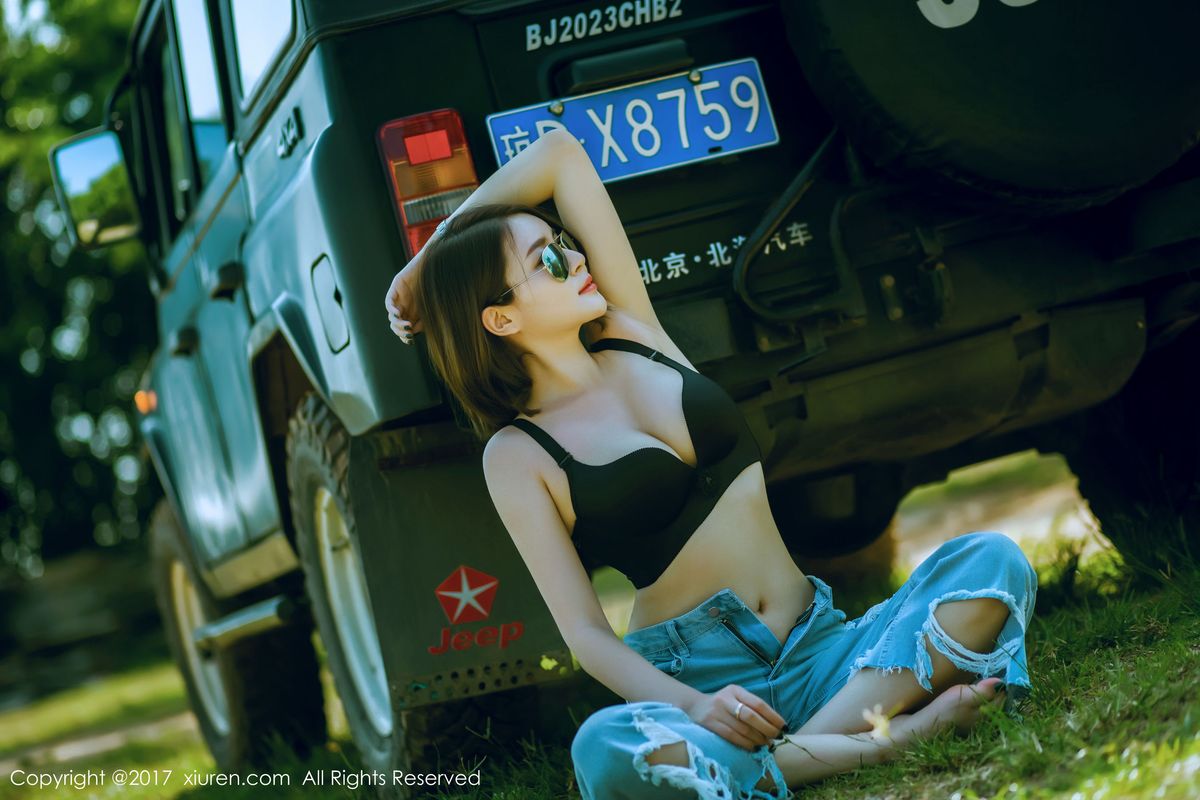 美女模特廿十海景邮轮硬核吉普海南三亚旅拍