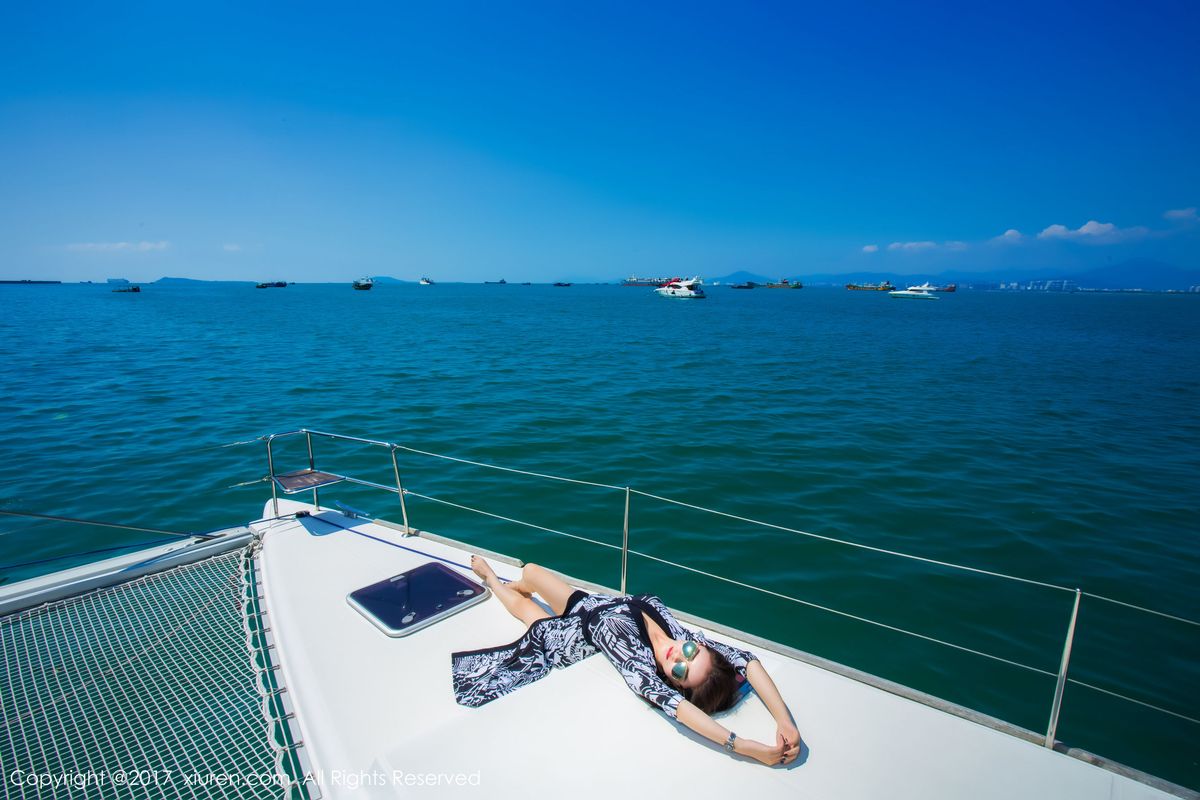 美女模特廿十海景邮轮硬核吉普海南三亚旅拍