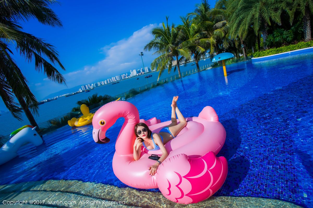 美女模特廿十海景邮轮硬核吉普海南三亚旅拍
