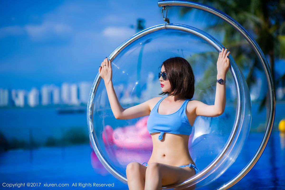 美女模特廿十海景邮轮硬核吉普海南三亚旅拍