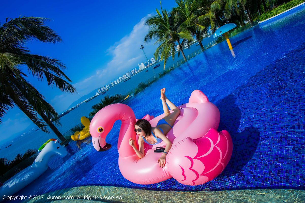 美女模特廿十海景邮轮硬核吉普海南三亚旅拍