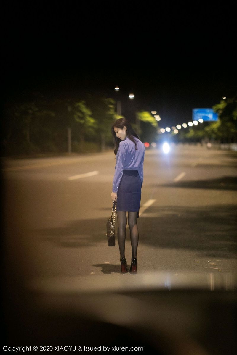 性感女神杨晨晨sugar黑丝美腿内衣诱惑迷人街拍