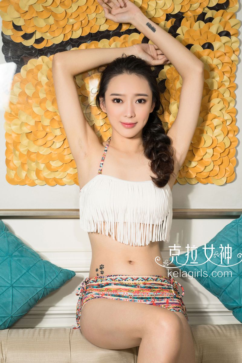美女模特珊珊修长美腿高颜值比基尼诱惑套图