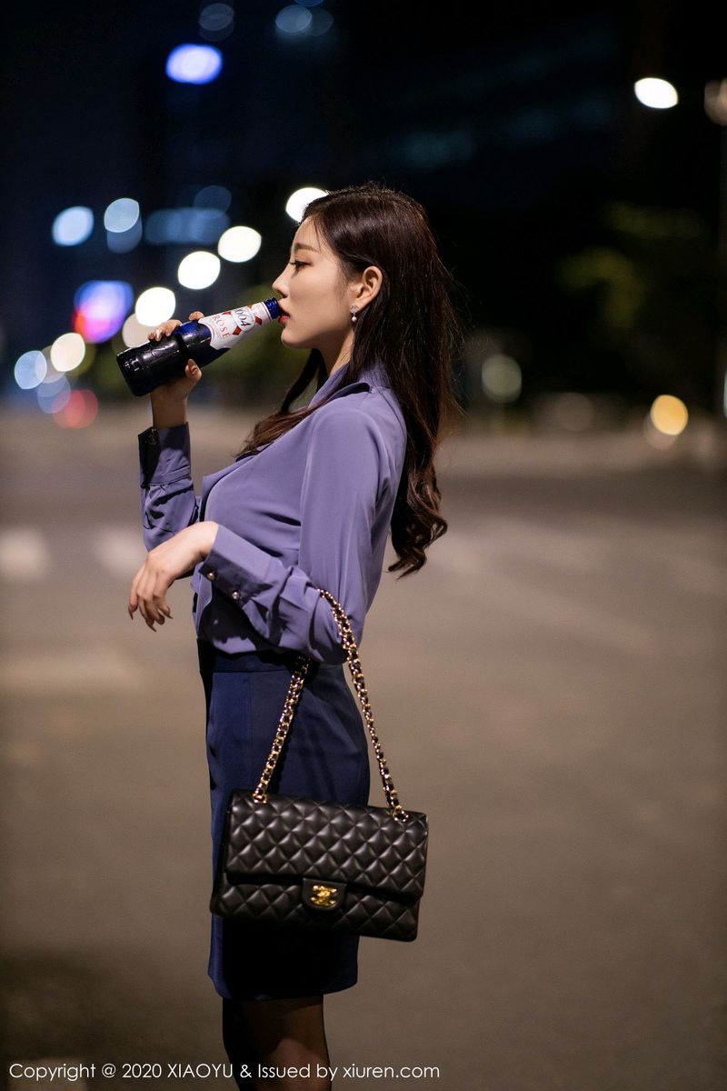 性感女神杨晨晨sugar黑丝美腿内衣诱惑迷人街拍