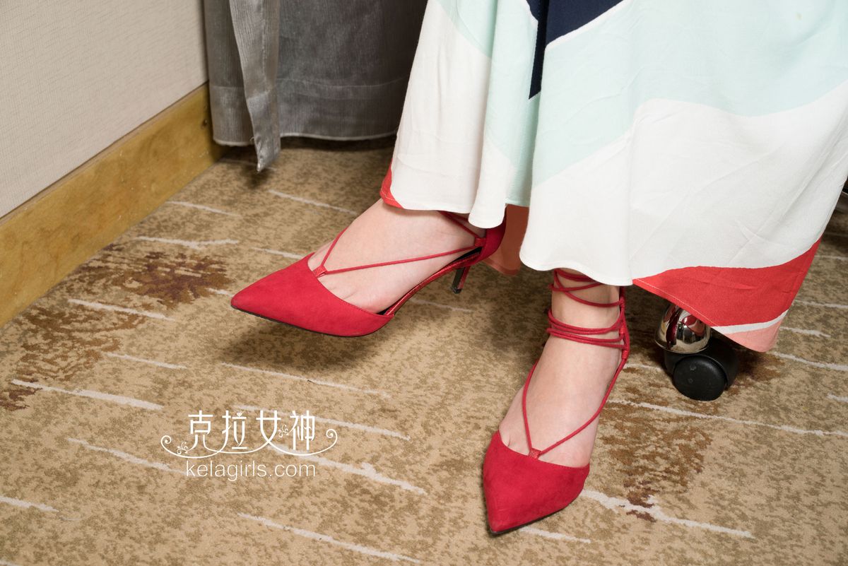 美女模特珊珊素人红绳绕趾素人系列足控福利写真