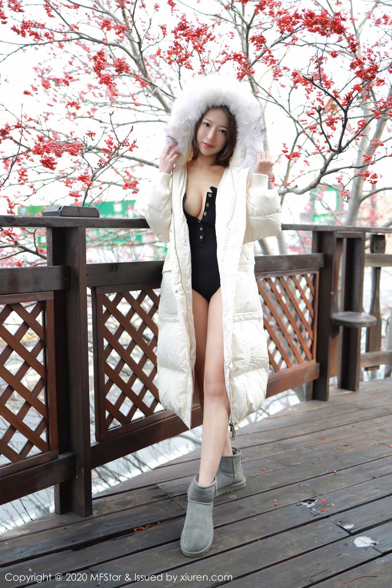 美女模特Dreamy小乔酥胸圆润系列北海道旅拍
