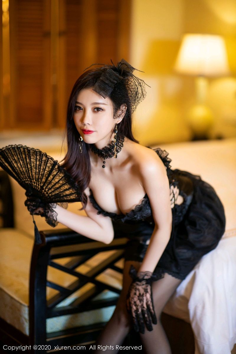 性感女神杨晨晨sugar黑丝美腿妖娆身段迷人写真