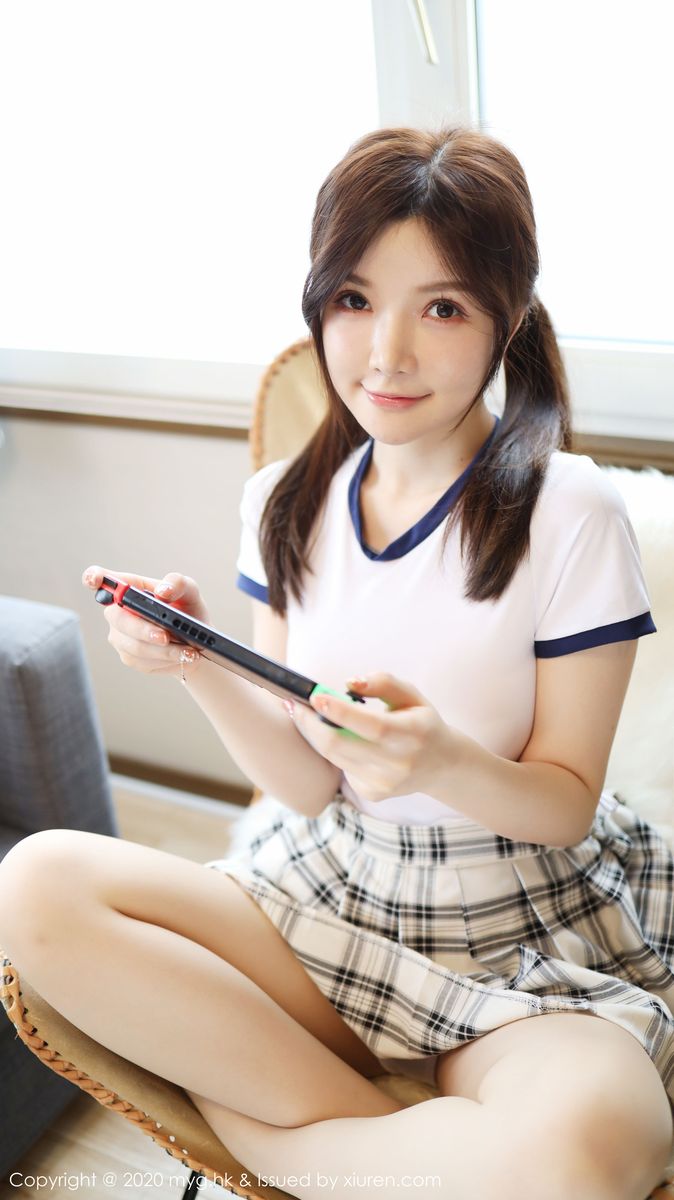 性感女神糯美子Mini双马尾清纯不失性感日本旅拍