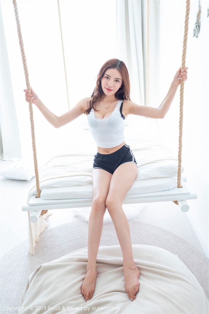 美女模特陈思琪Art凹凸身段性感惹火私房写真