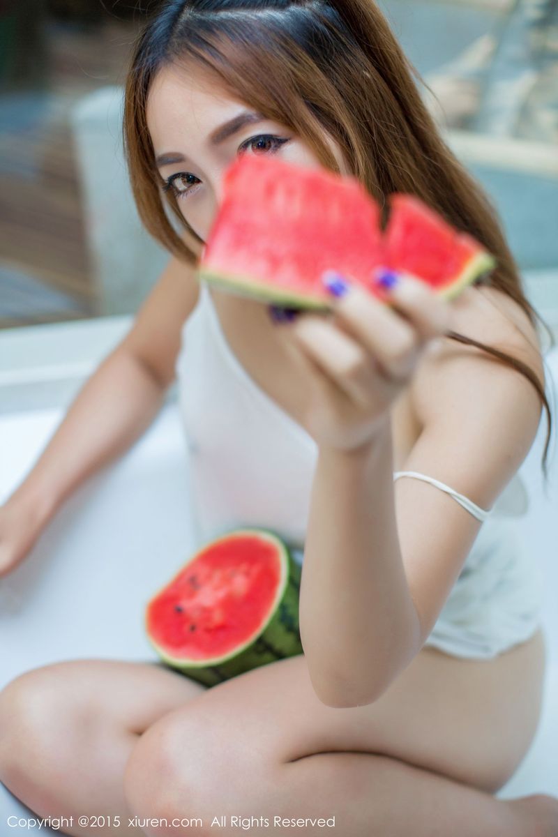 美女模特黄歆苑Chobits水果女孩的诱惑系列写真