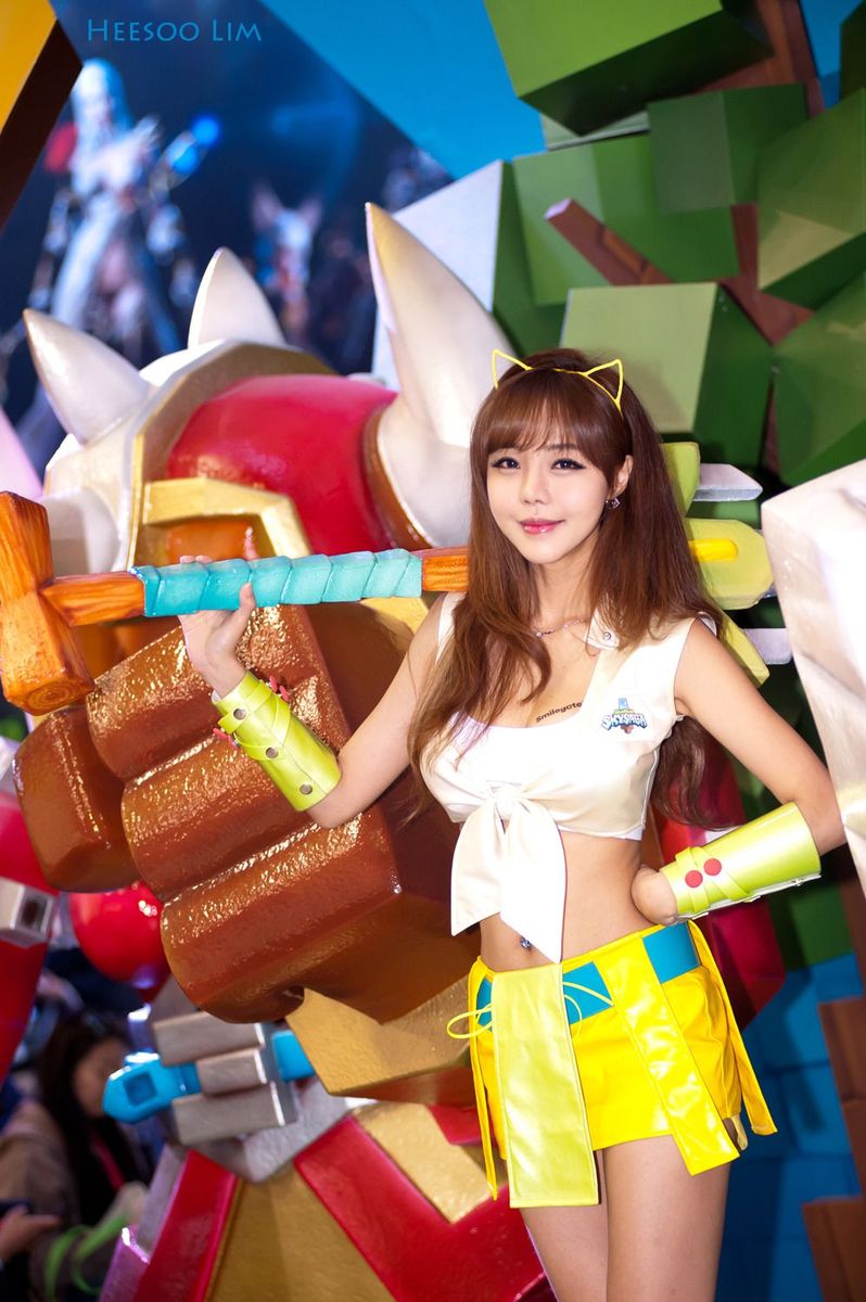 韩国车模徐珍儿bunny高清展台演绎香车美女系列图片大合集