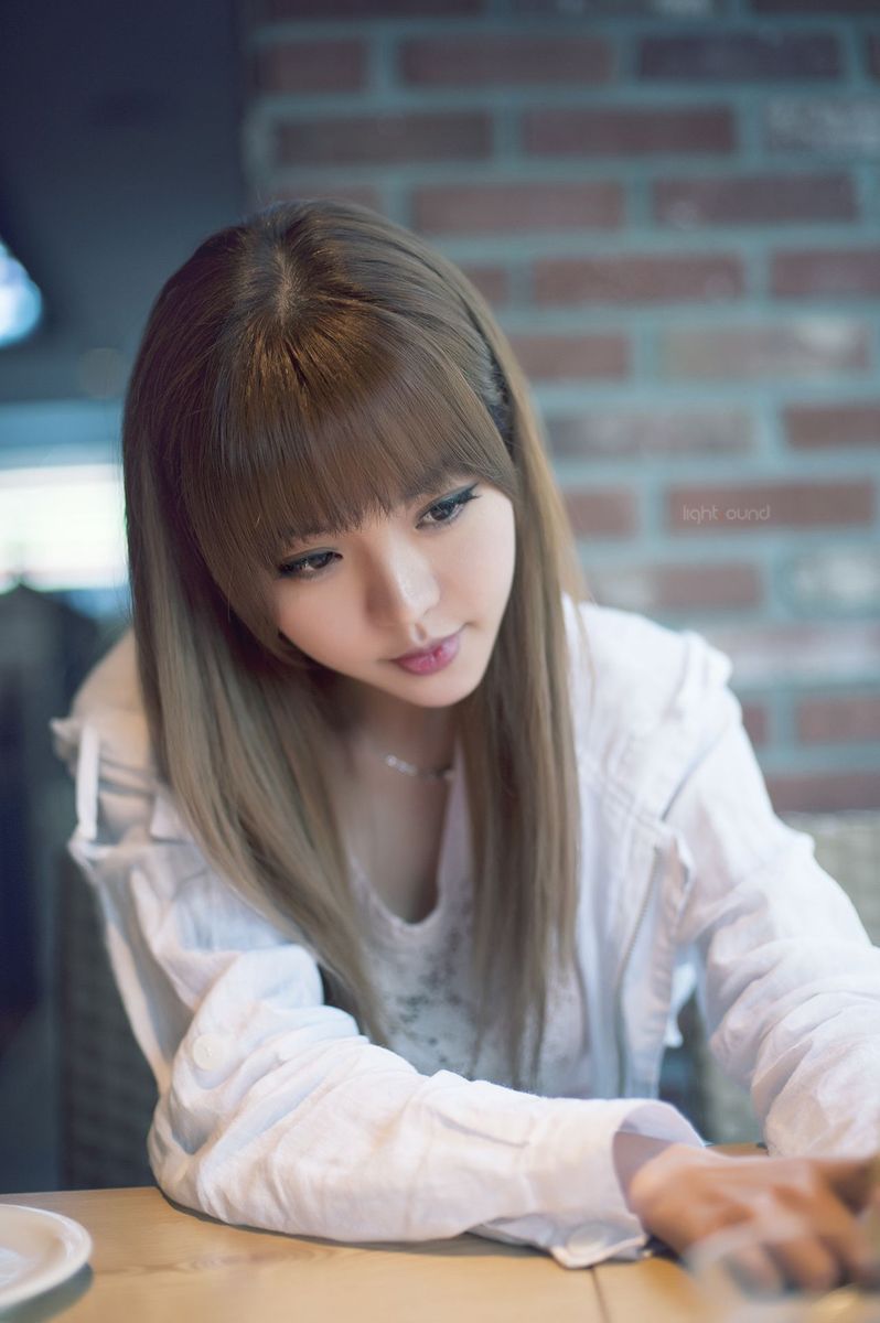 美女模特徐珍儿bunny丝袜美腿百变服饰写真图片合集