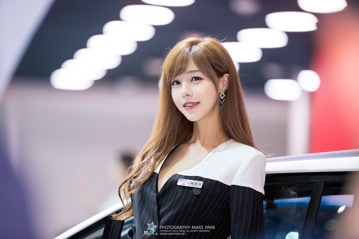 韩国性感车模徐珍儿bunny高挑身材高清车展写真