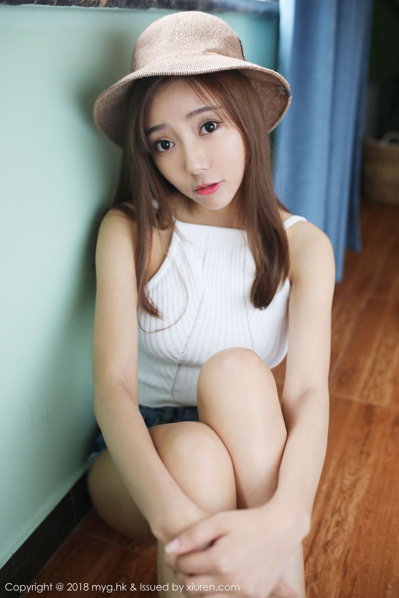 清新嫩模王馨瑶yanni草帽少女+OL系列写真