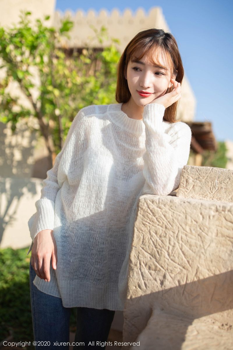 美女模特陆萱萱沙漠牛仔裤与网袜诱惑异域风情写真
