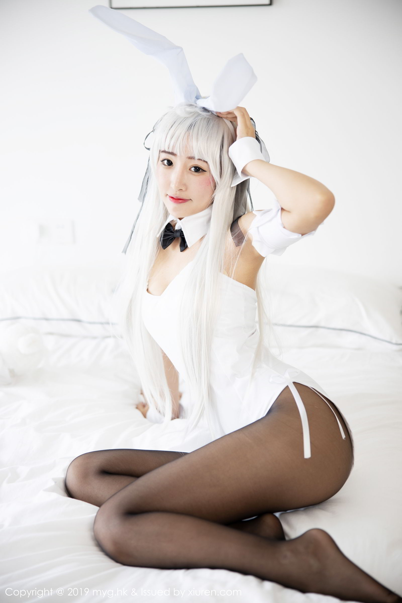 新人模特童丹娜cara双马尾&黑丝美腿首套写真