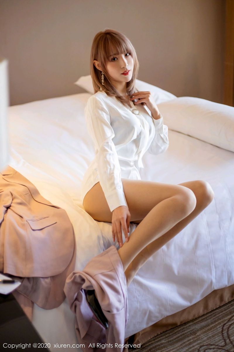 丽质模特周慕汐fairy丝袜美腿职场西装OL系列写真