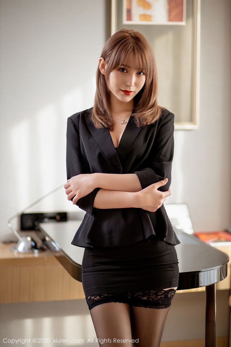 性感模特周慕汐fairy黑丝美腿职场制服系列套图