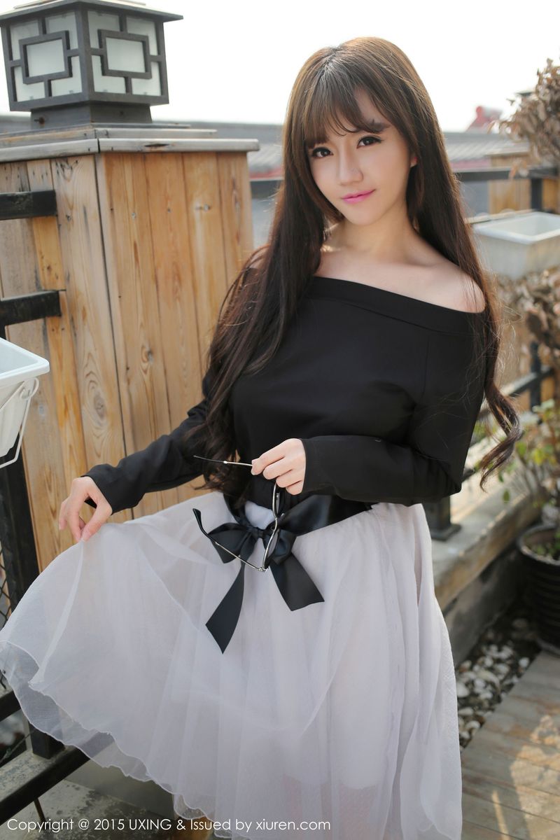新人嫩模艾西Ashley仙气长发清新写真