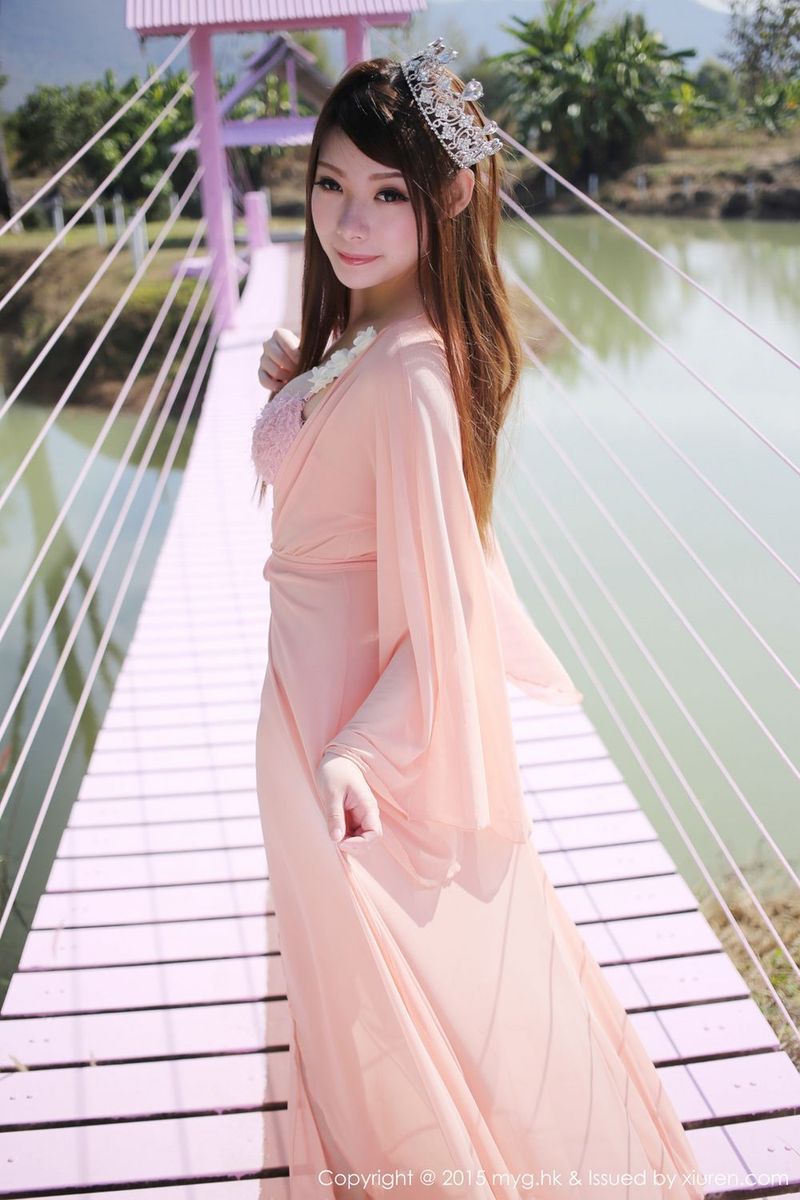美女模特MARA醬牛仔热裤+唯美薄纱泰国清迈旅拍