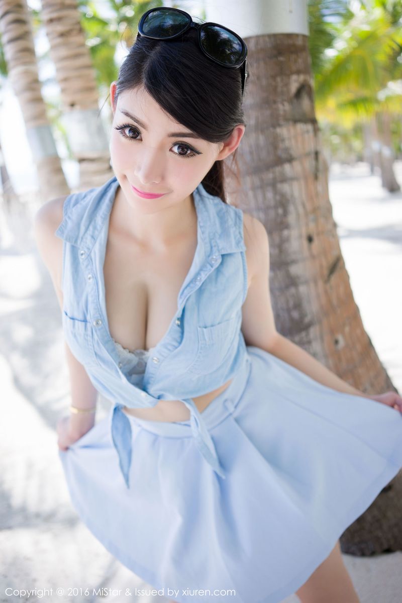 性感女神Mara酱比基尼+水手服系列薄荷岛旅拍