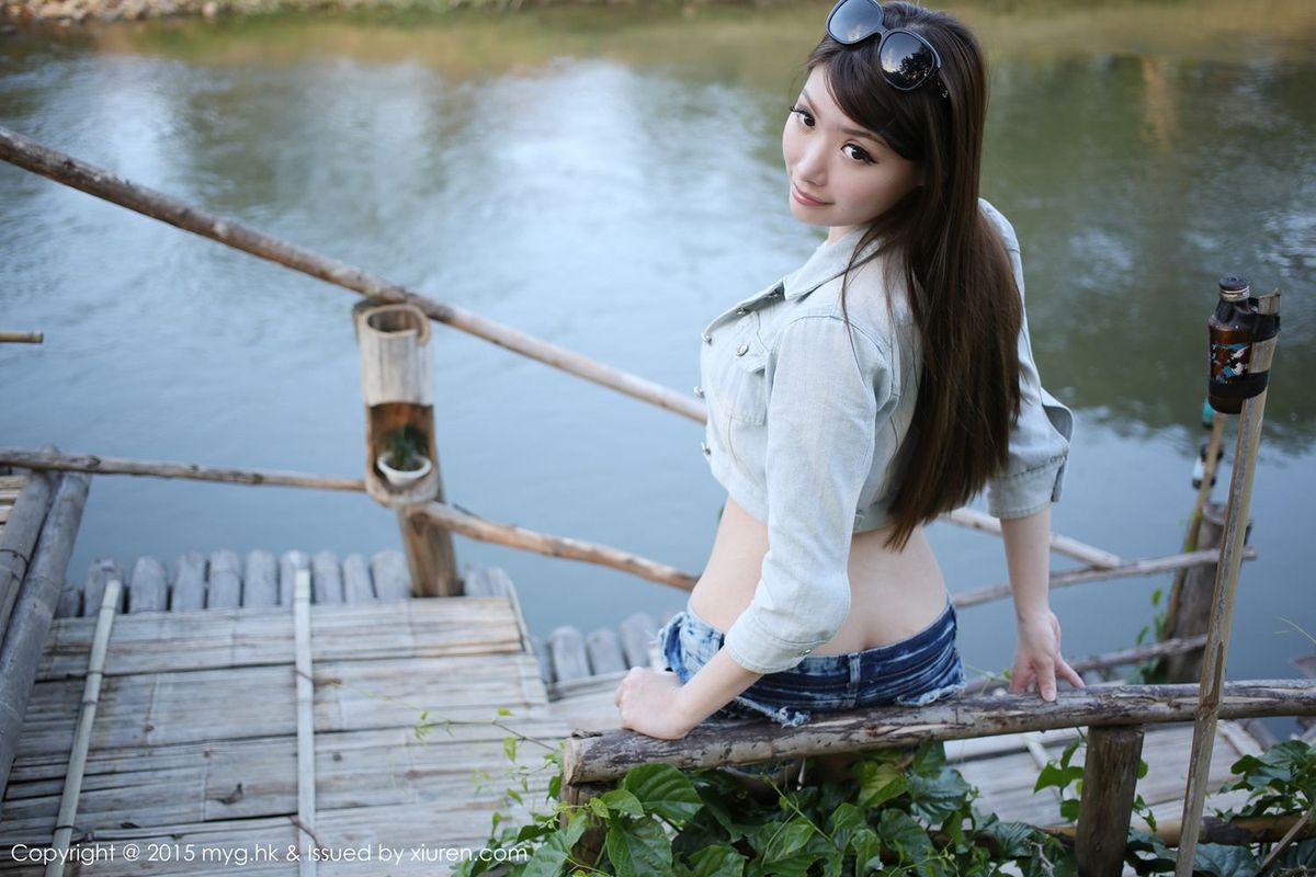 美女模特MARA醬牛仔热裤+唯美薄纱泰国清迈旅拍