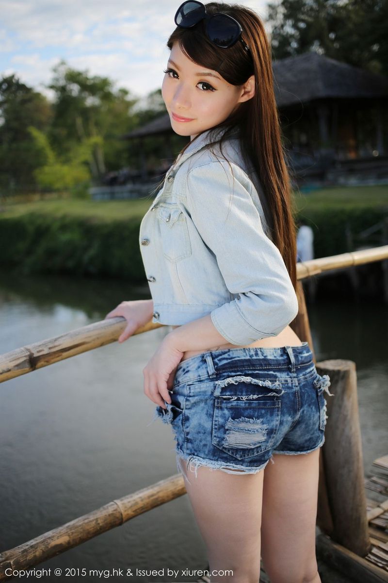 美女模特MARA醬牛仔热裤+唯美薄纱泰国清迈旅拍