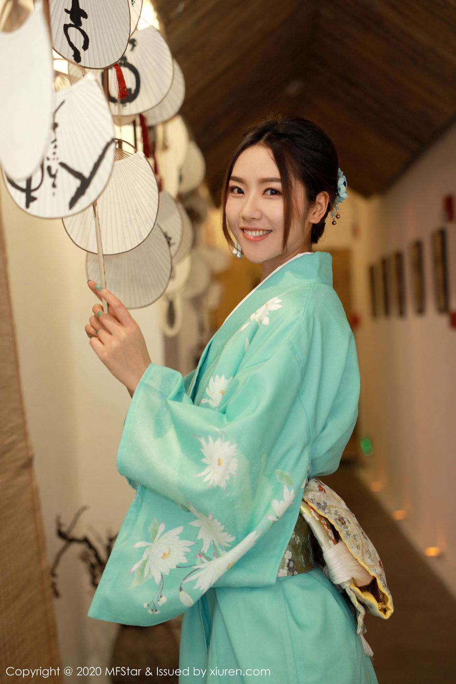 美女模特方子萱韵味和服日系场景妖娆写真