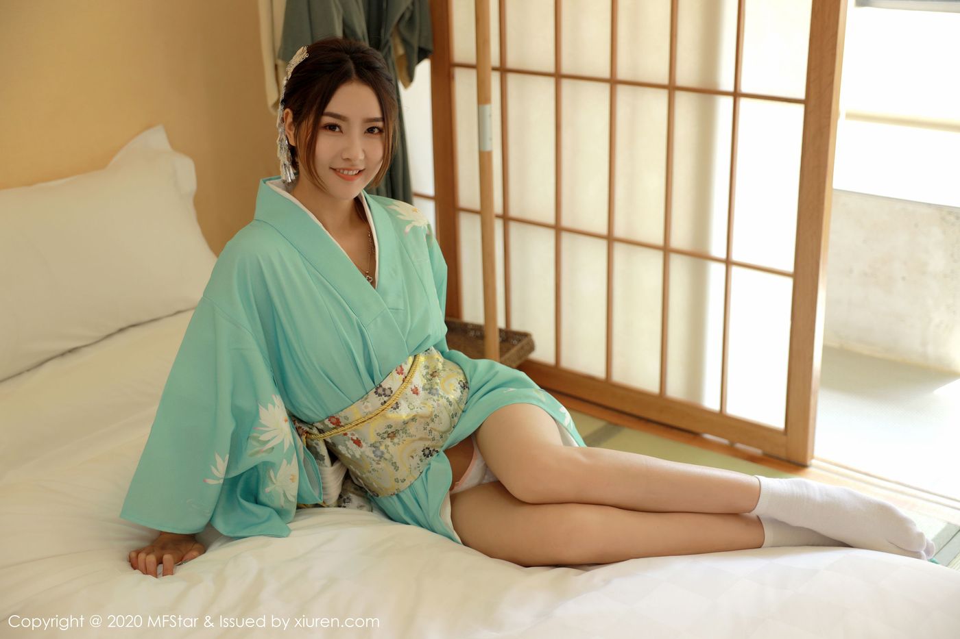 美女模特方子萱韵味和服日系场景妖娆写真