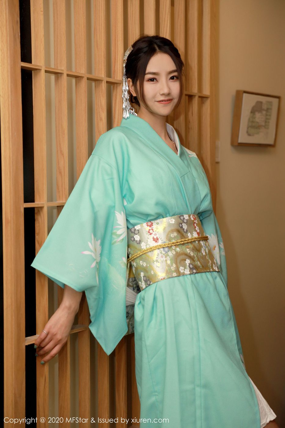 美女模特方子萱韵味和服日系场景妖娆写真