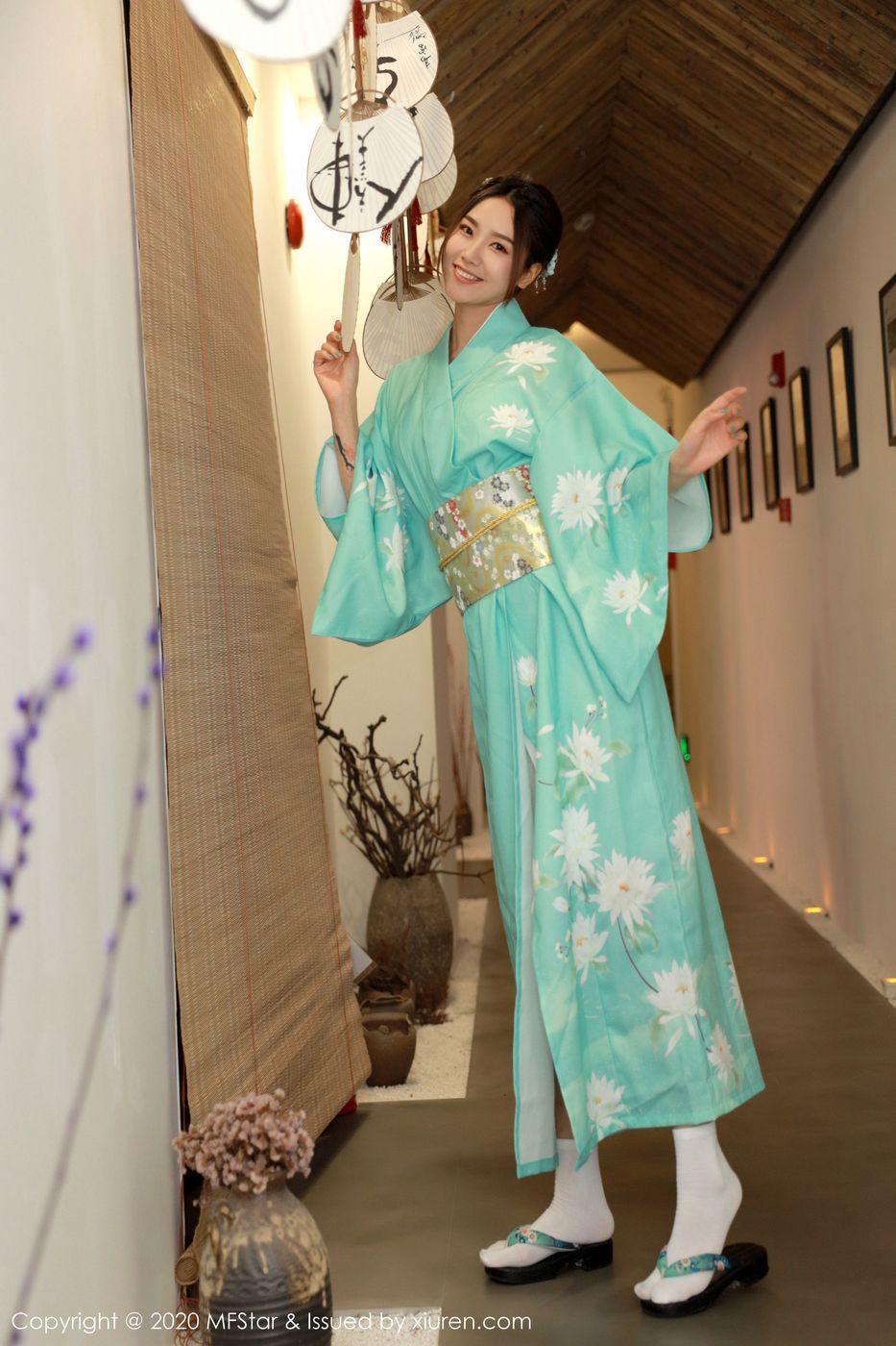 美女模特方子萱韵味和服日系场景妖娆写真