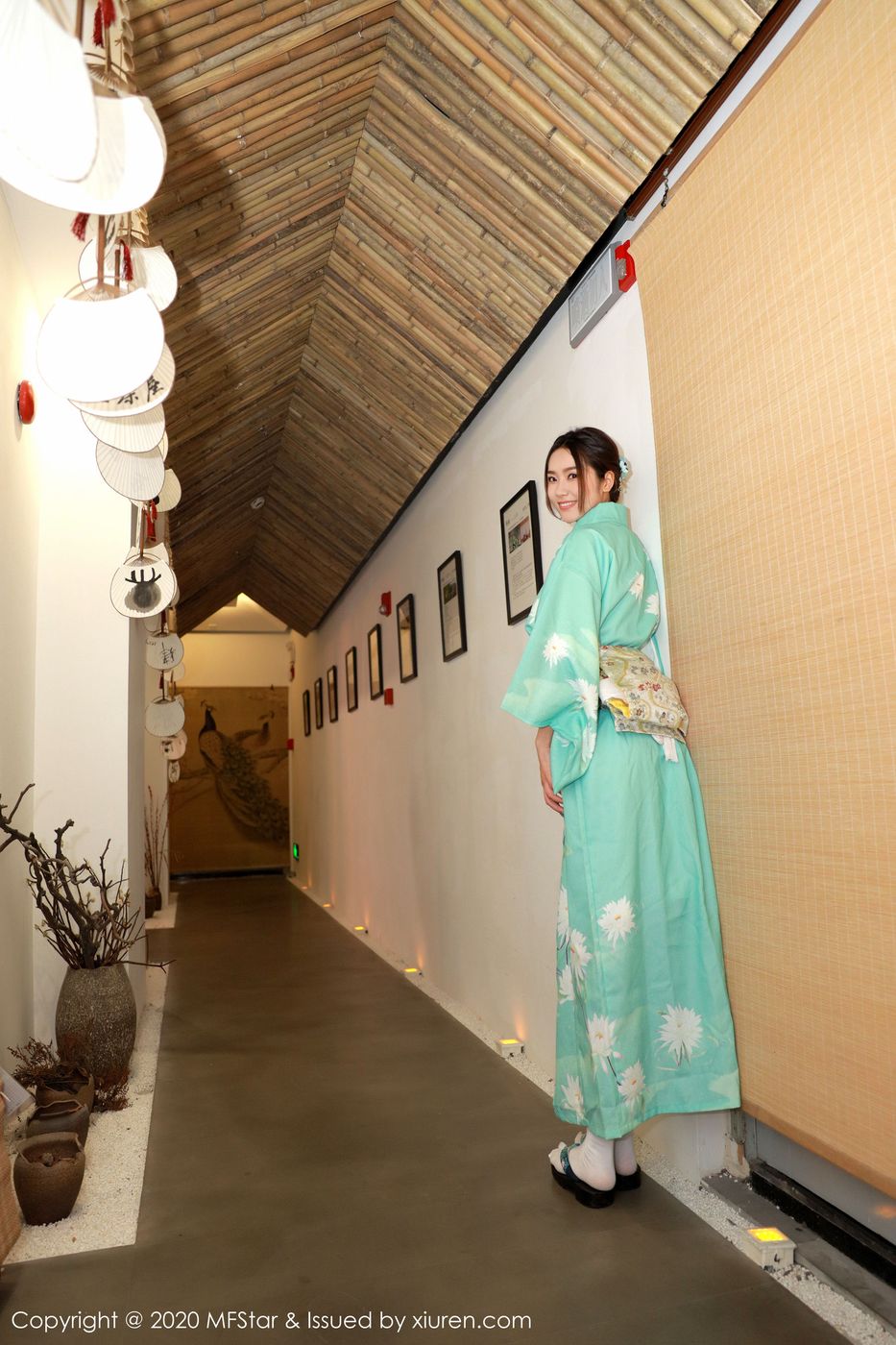 美女模特方子萱韵味和服日系场景妖娆写真