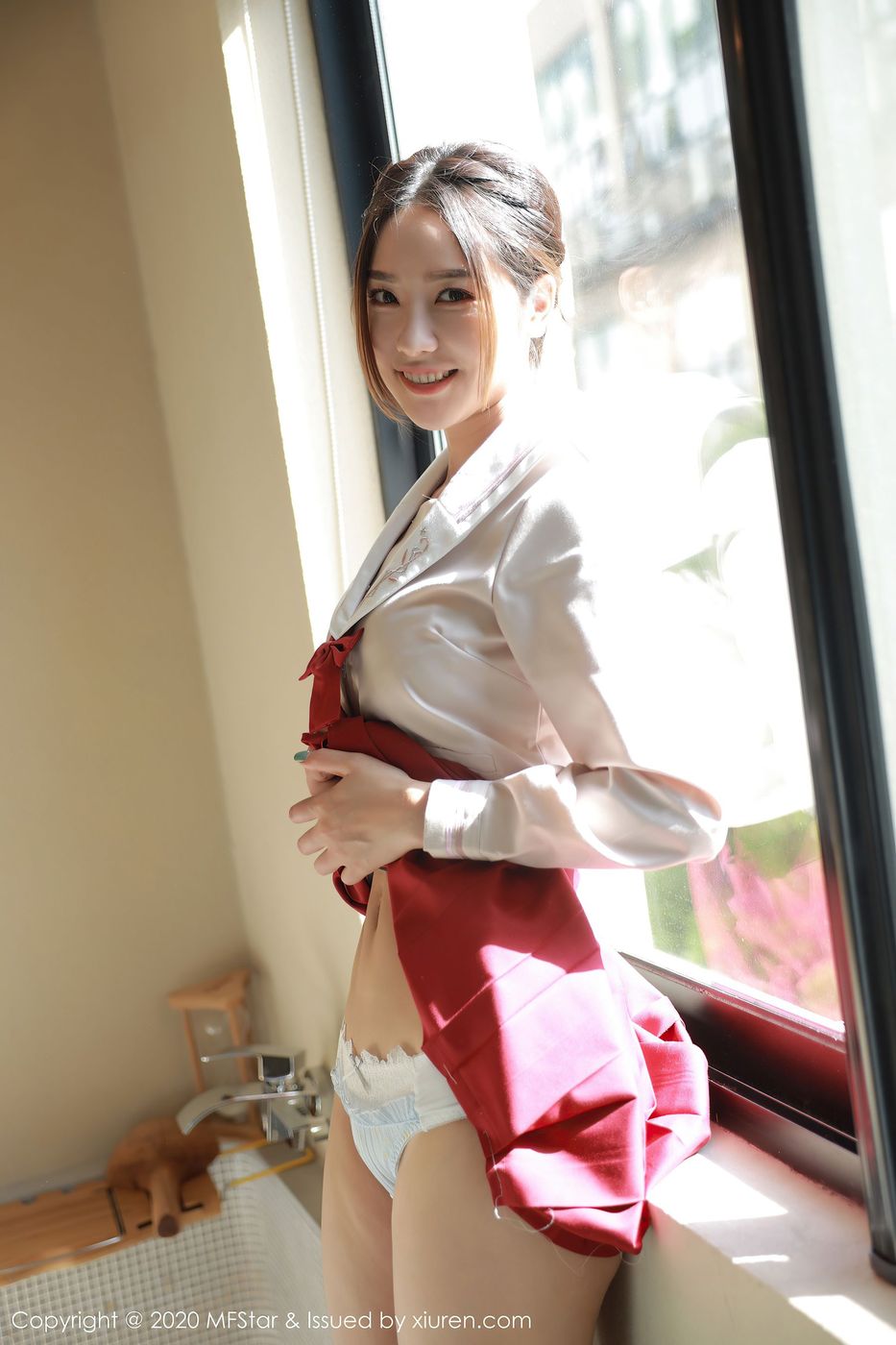 美女模特方子萱经典JK制服系列性感私房写真