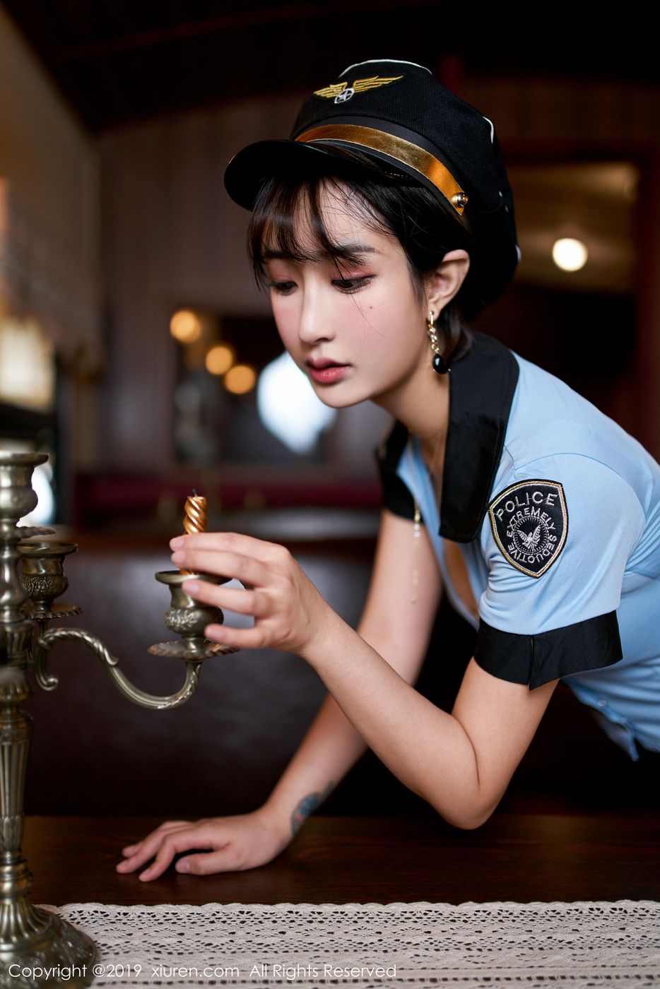 美女模特Betty林子欣警花制服系列极致诱惑写真