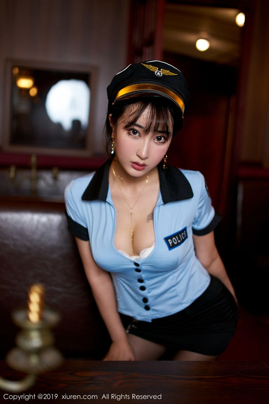 美女模特Betty林子欣警花制服系列极致诱惑写真