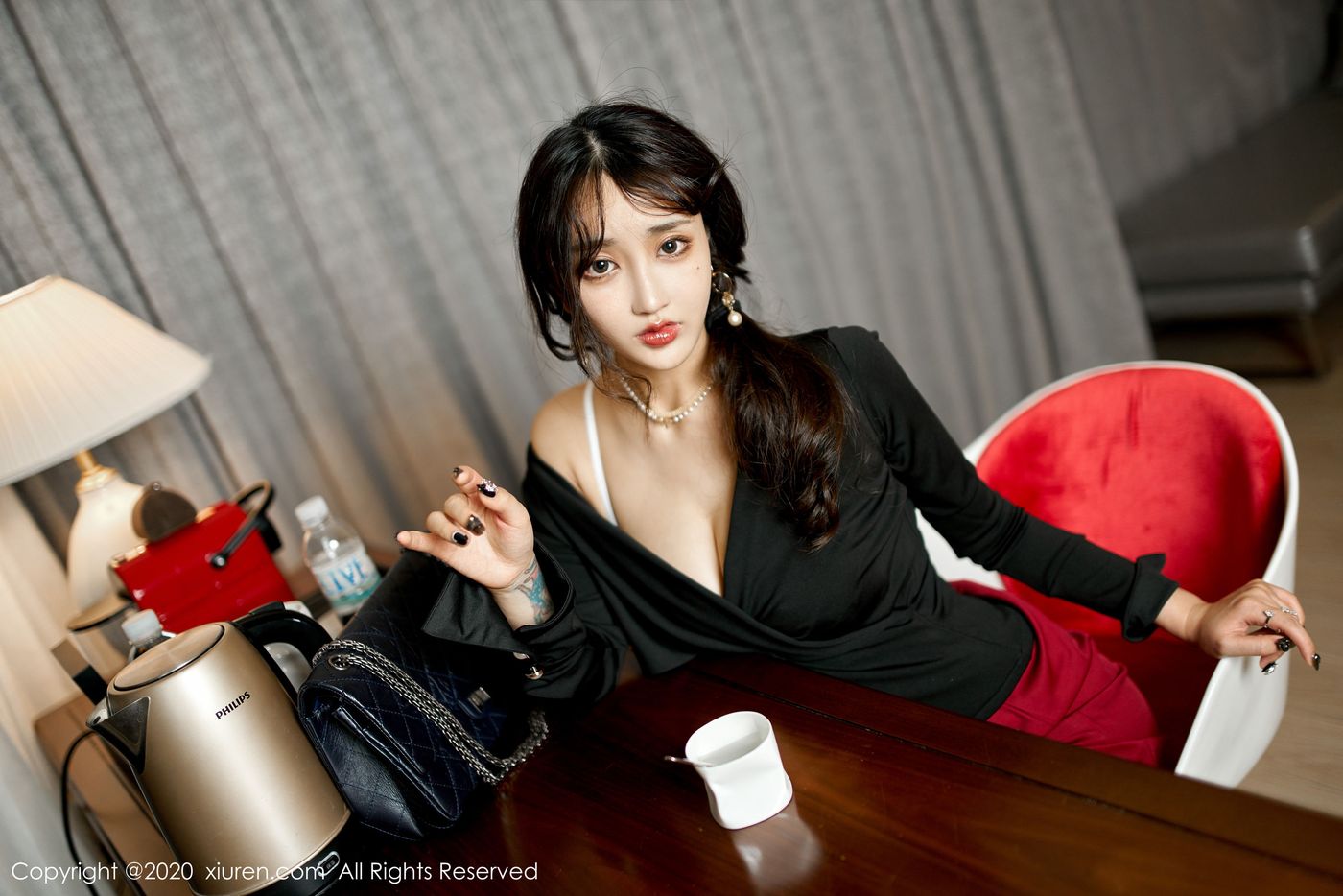 美女模特Betty林子欣中国红内衣系列新春特辑