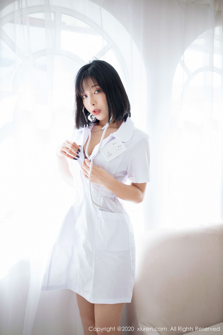美女模特陈小喵白衣小护士无内肉丝高跟写真