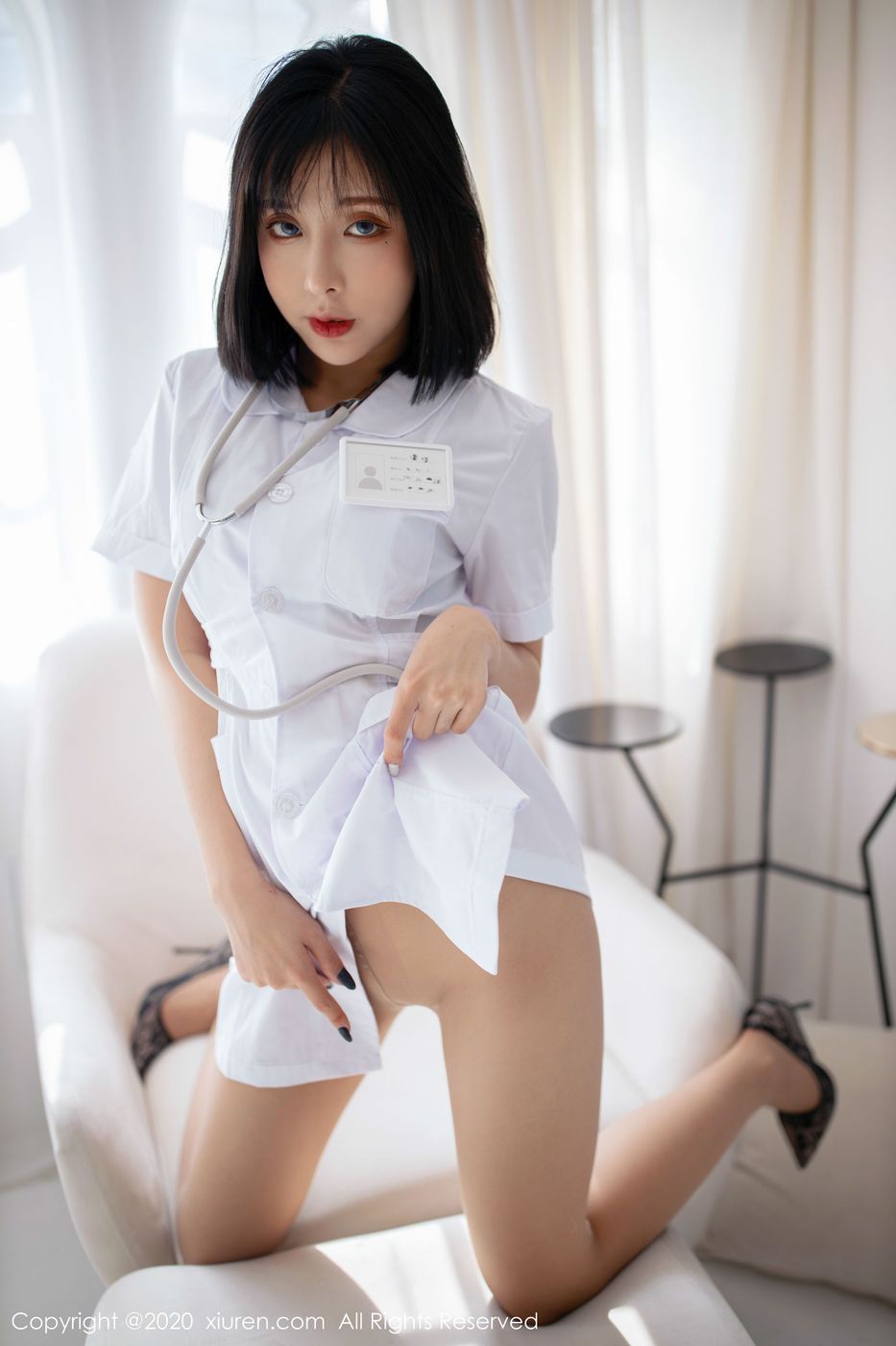 美女模特陈小喵白衣小护士无内肉丝高跟写真