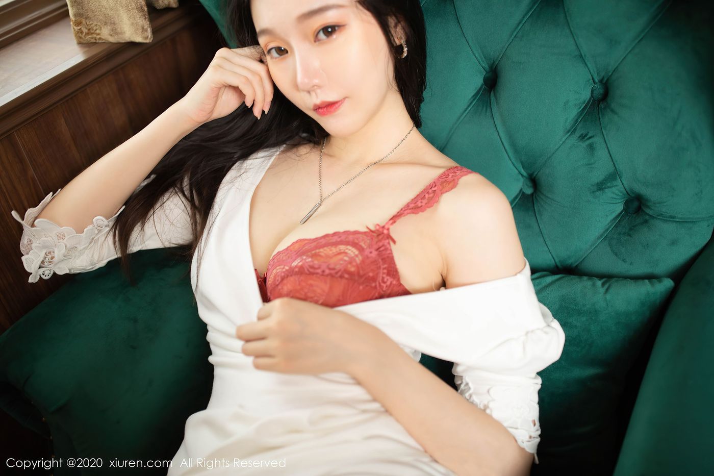 美女模特安然Maleah火车上的故事主题性感写真