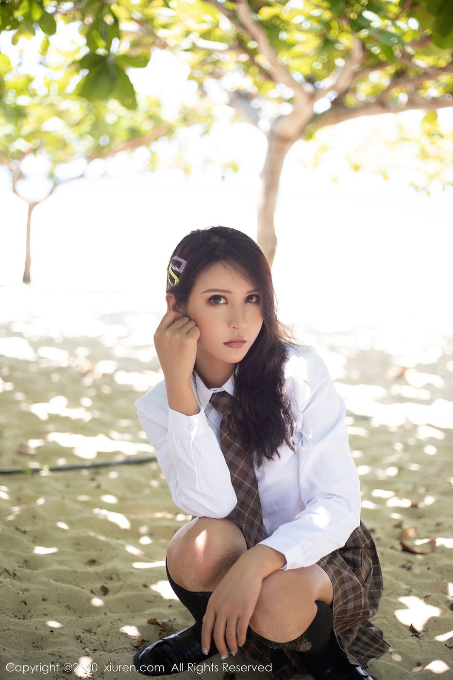 美女模特Emily顾奈奈海边泳衣+黑丝OL系列心愿旅拍