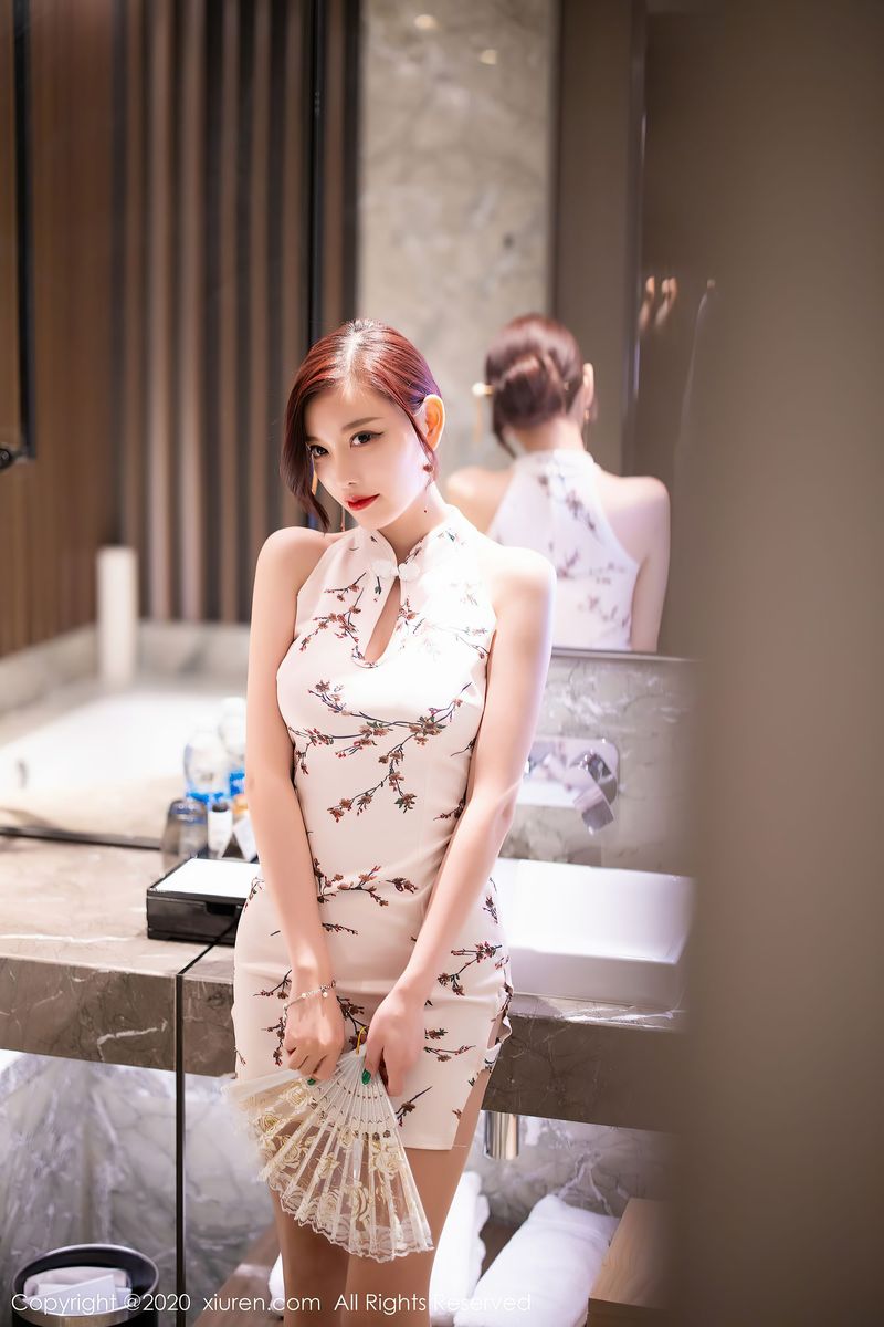 性感女神杨晨晨sugar - 韵味旗袍与现代丝袜极致写真