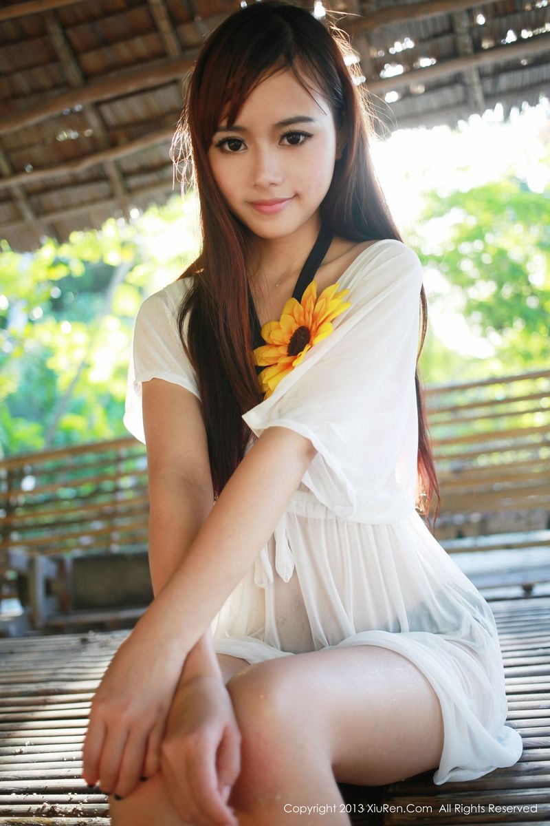 美女模特toro羽住比基尼泳装超级福利写真