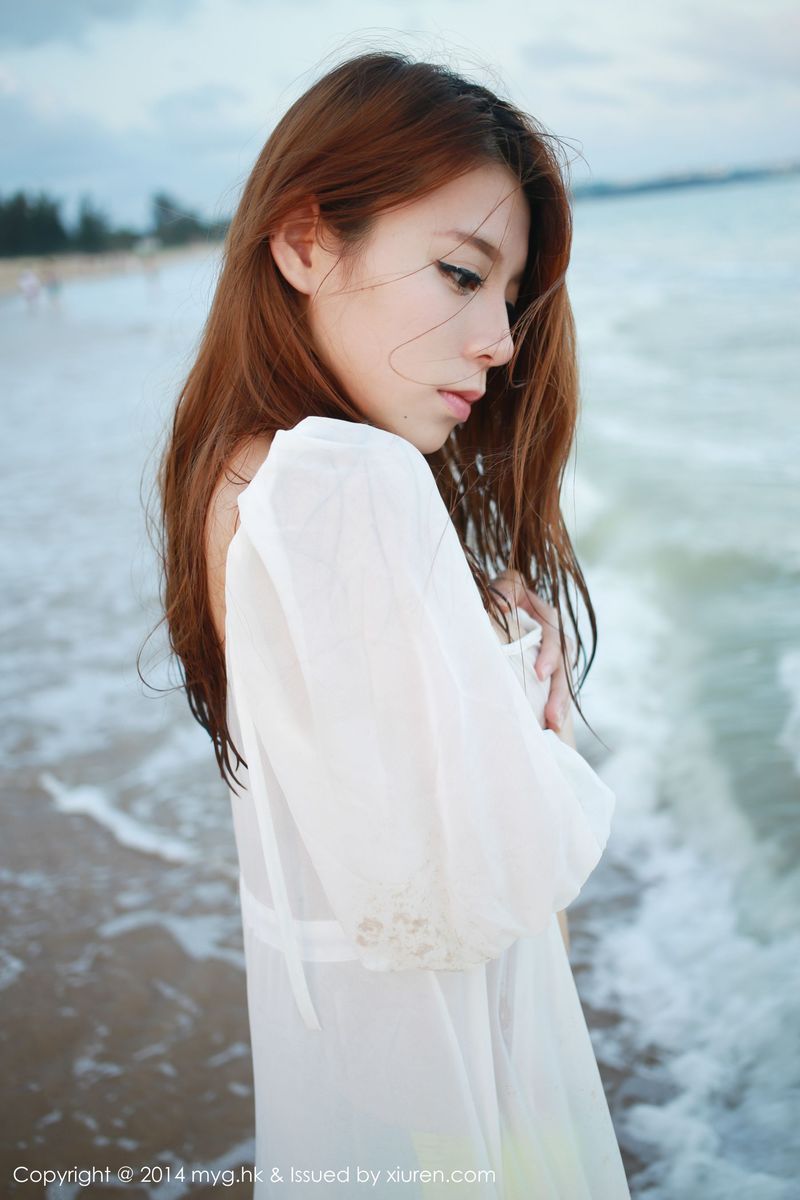 美女模特vetiver嘉宝贝儿海边沙滩+比基尼三亚旅拍