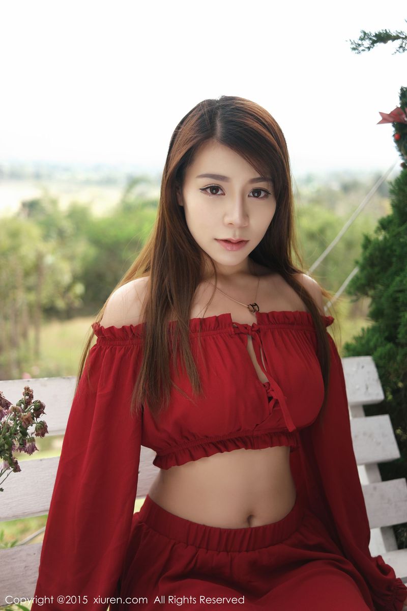 美女模特vetiver嘉宝贝儿抹胸长裙系列泰国旅拍
