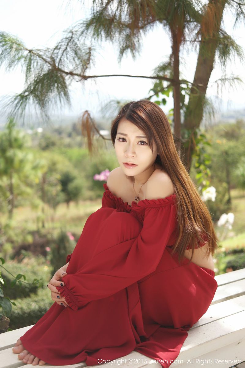美女模特vetiver嘉宝贝儿抹胸长裙系列泰国旅拍