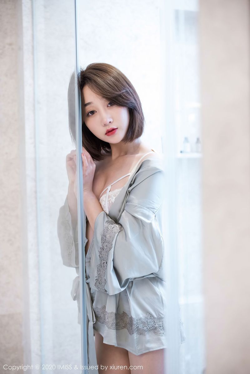 美女模特九月生轻薄睡衣&情趣内衣系列心愿旅拍