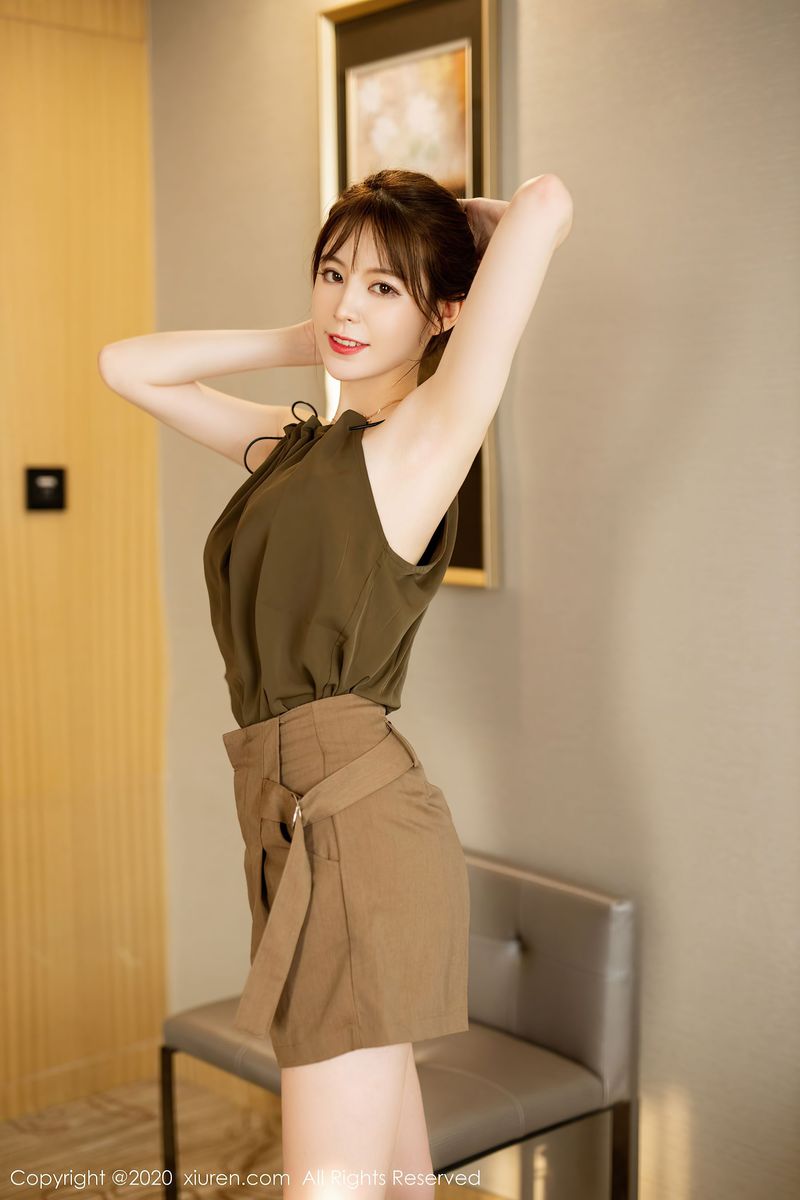 美女模特yoo优优 - 樱唇娇艳+御姐气息性感写真