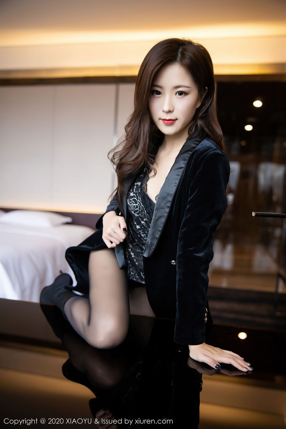 美女模特杨紫嫣Cynthia都市风格黑丝装扮性感写真