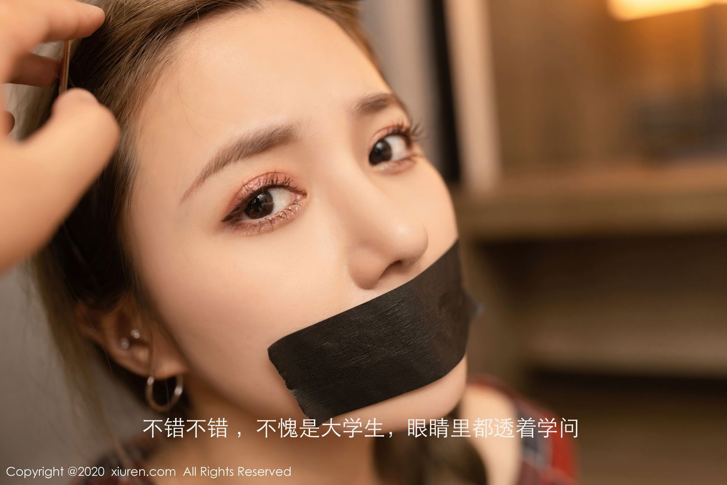 美女模特鱼子酱Fish保安的故事剧情系列写真