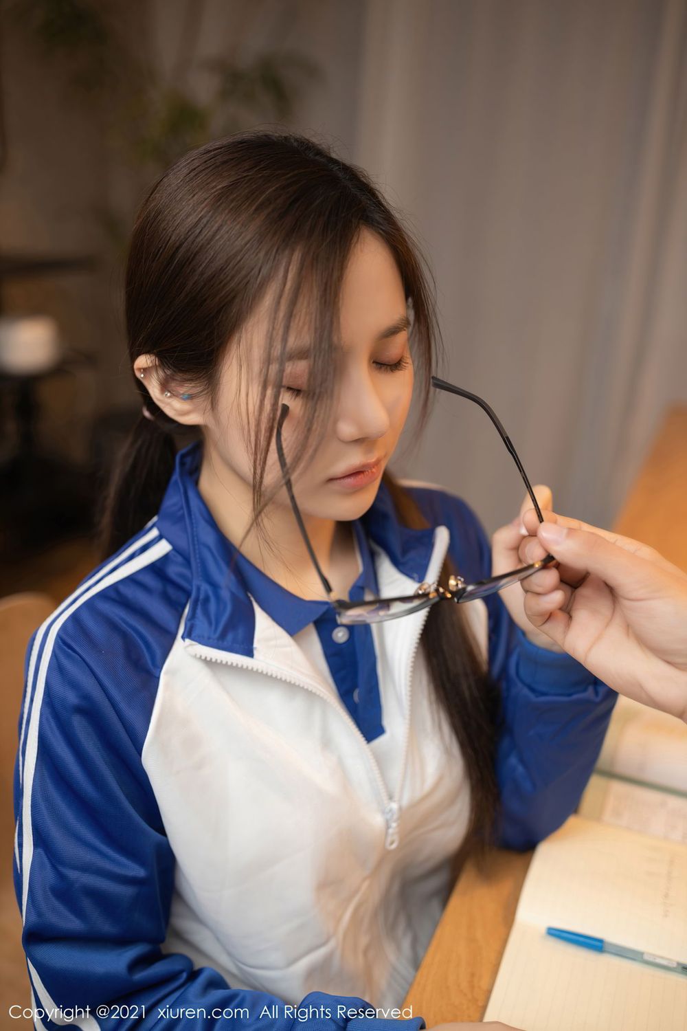 美女模特鱼子酱Fish留学生备考主题性感写真
